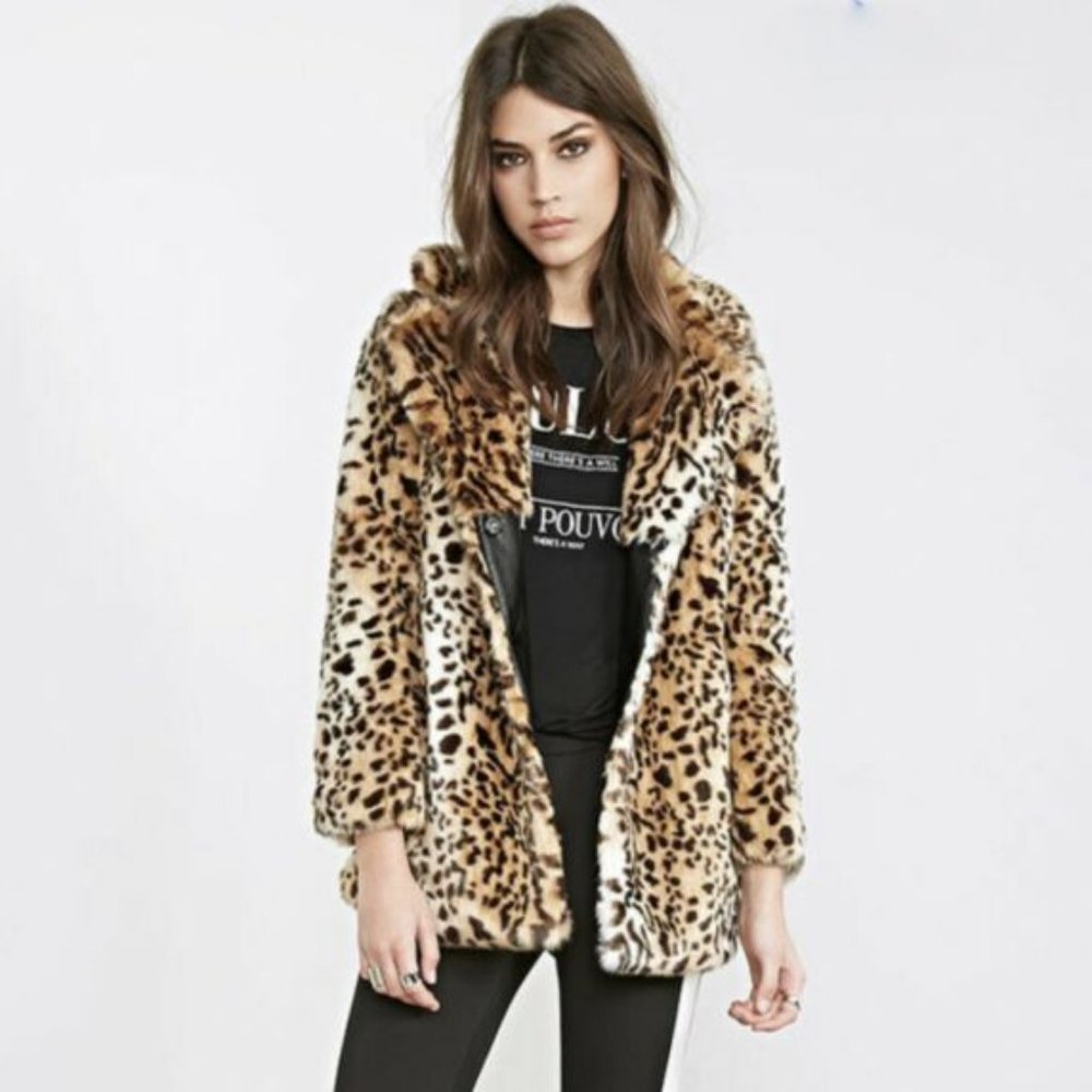 Forever 21 Animal Cheetah Print Faux Fur Coat - Picture 3 of 15